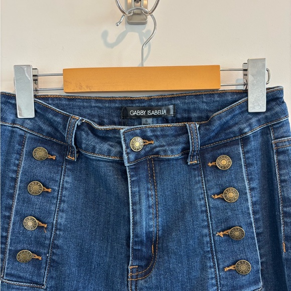 Gabby Isabella Wide Leg Jeans in Dark Blue with Brass Buttons - Picture 3 of 3